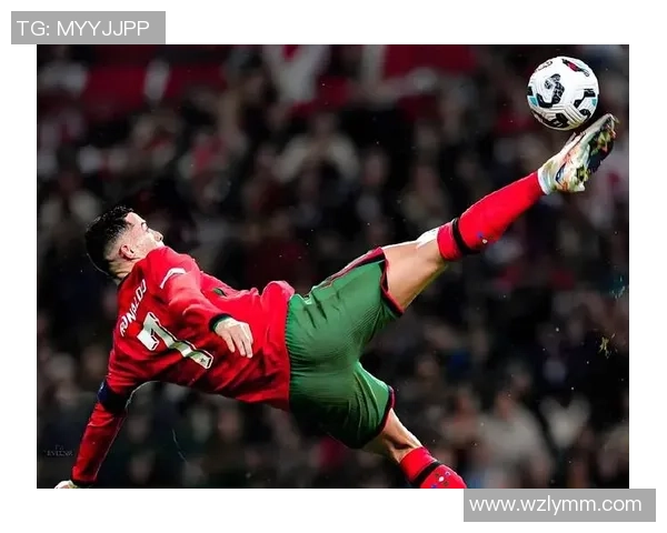 《谁是足球场上的神秘球星 猜猜看你能识别多少位传奇人物》 《谁是足球场上的神秘球星 猜猜看你能识别多少位传奇人物》