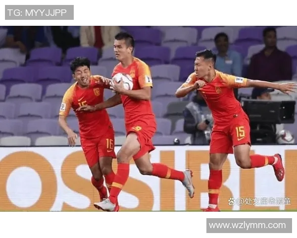 中国足球明星开法拉利引热议 展现豪华生活与球场风采 中国足球明星开法拉利引热议 展现豪华生活与球场风采