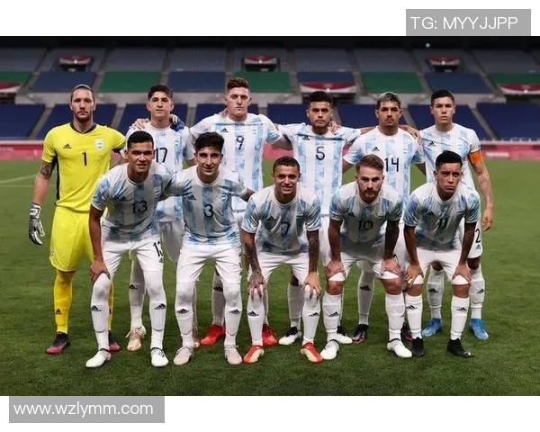 以世界足球球星为基础打造一支梦幻队伍队员人数及阵容分析